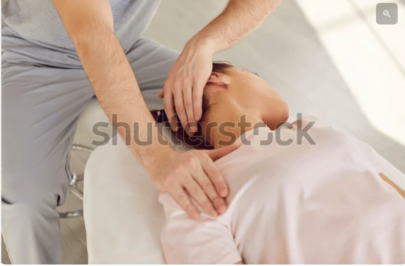 Прием остеопата